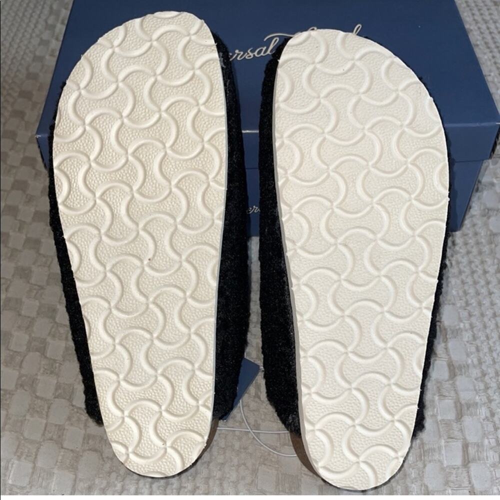 Universal Thread mules size 6.5 fuzzy sherpa Blac… - image 2